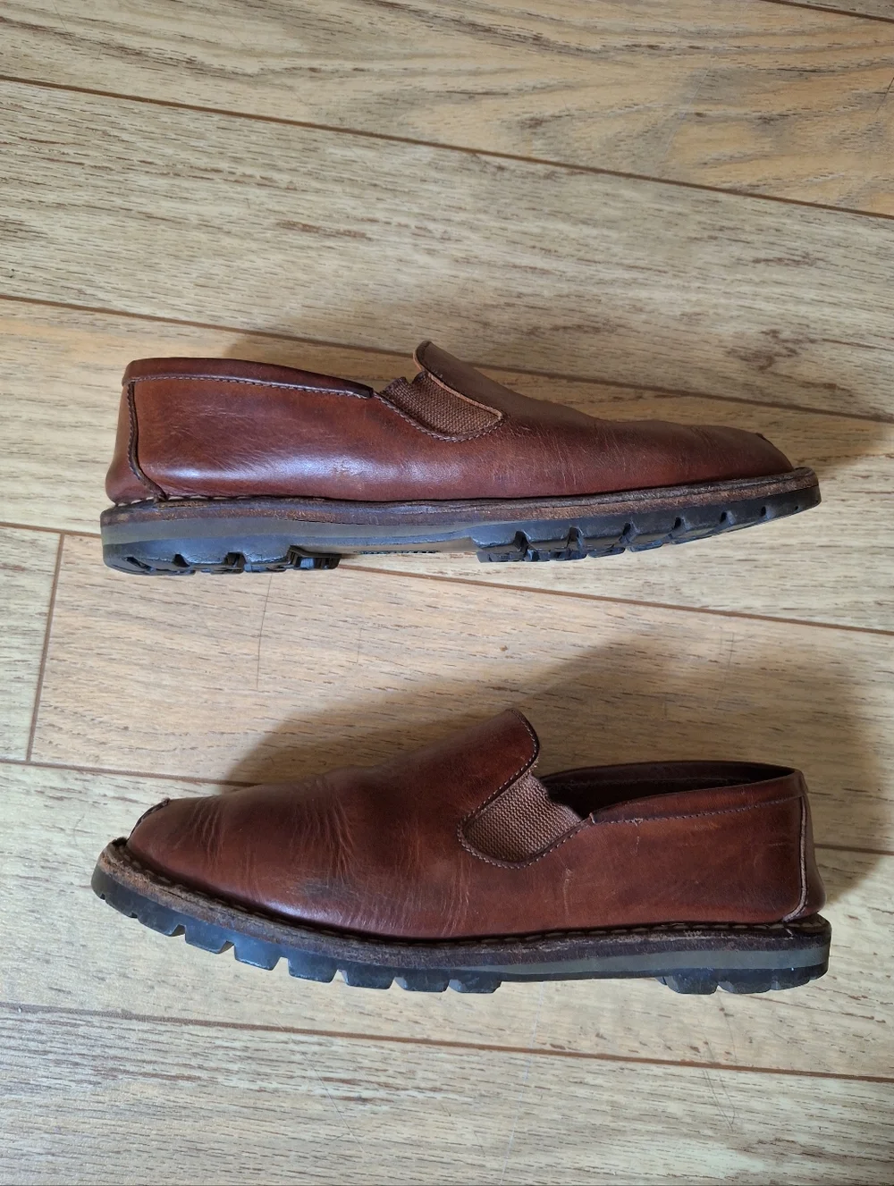 COLE HAAN  Women's Brown Leather Slip-on Oxford Shoes, Size 8M, with Almond Toe - Picture 10 of 12